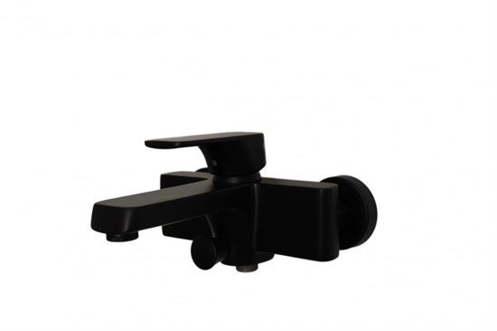 DK Смеситель для ванны с душем Berlin.Technische DA1433225 DA1433225