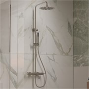VINCEA Душевая стойка Villa VSFS-1VL1BN с изливом, 25см верх. душ из нерж. стали, брашированный никель VSFS-1VL1BN